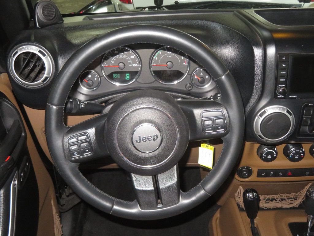 2013 Jeep Wrangler Unlimited 1OWNER JEEP WRANGLER 4DOOR EXTAR CLEAN SAHARA AZ JEEP  - 23023549 - 35