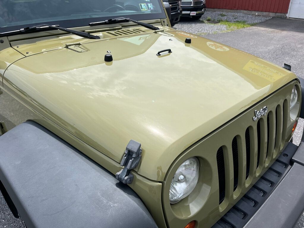 2013 Jeep Wrangler Unlimited photo 10