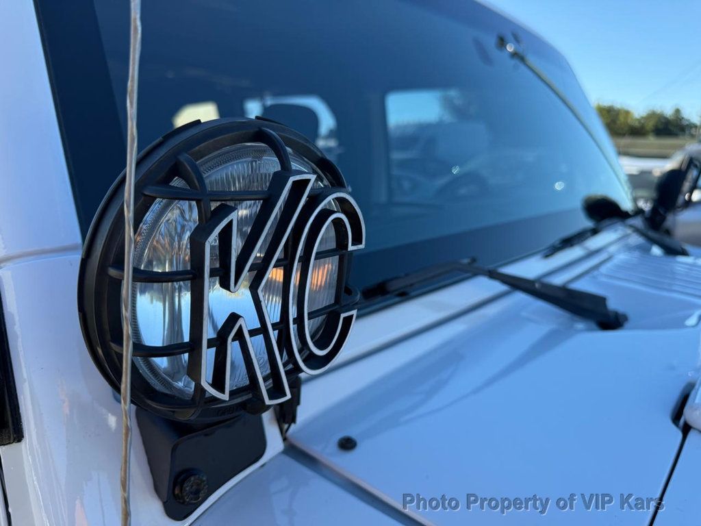2013 Jeep Wrangler Unlimited 4WD 4dr Freedom Edition - 22931981 - 9