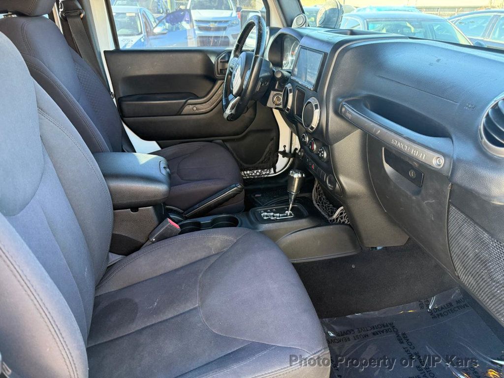 2013 Jeep Wrangler Unlimited 4WD 4dr Freedom Edition - 22931981 - 13