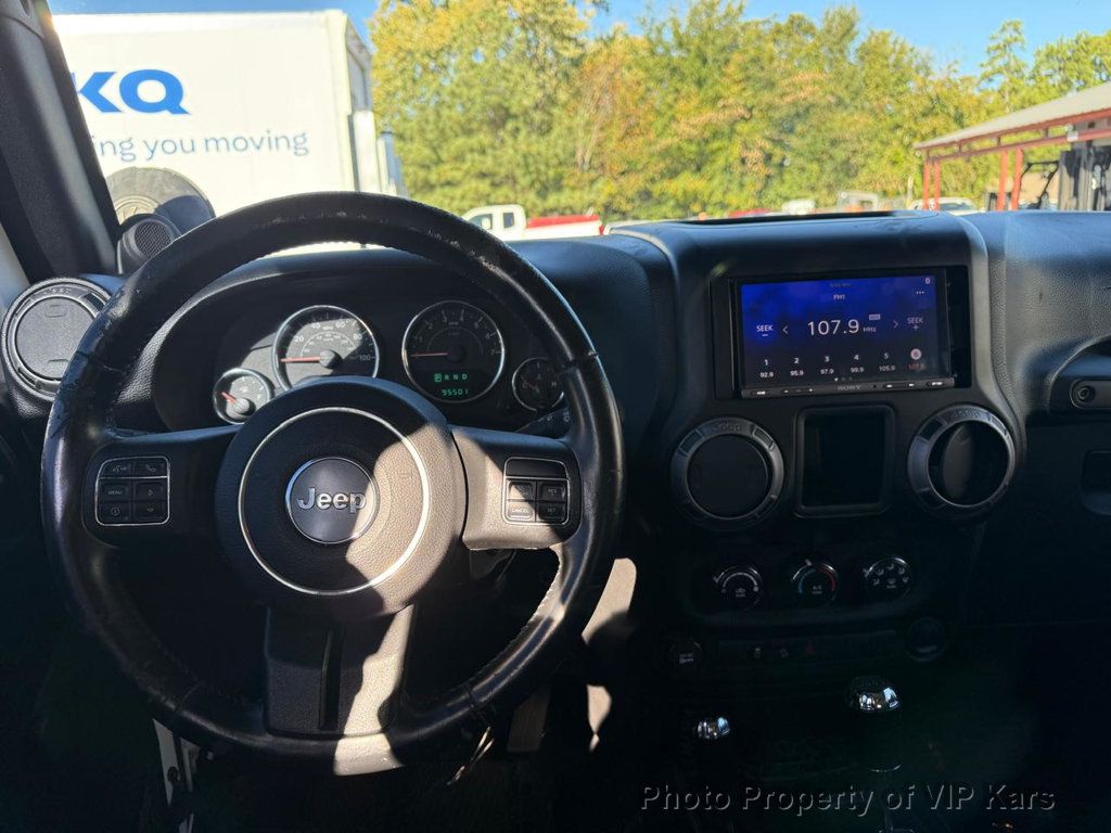 2013 Jeep Wrangler Unlimited 4WD 4dr Freedom Edition - 22931981 - 17