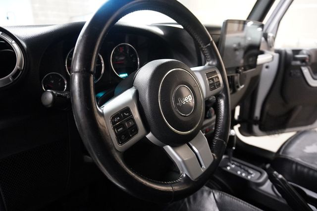 2013 Jeep Wrangler Unlimited 4WD 4dr Freedom Edition - 23067323 - 12