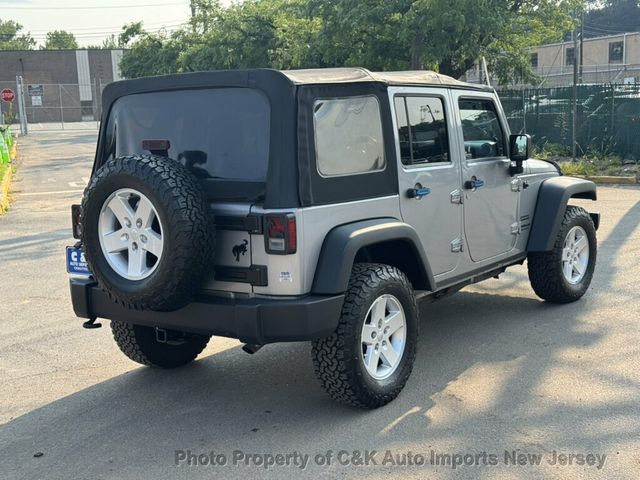 2013 Jeep Wrangler Unlimited 4WD 4dr Freedom Edition - 23065983 - 10