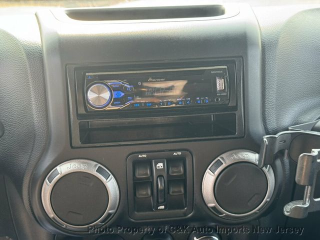 2013 Jeep Wrangler Unlimited 4WD 4dr Freedom Edition - 23065983 - 24