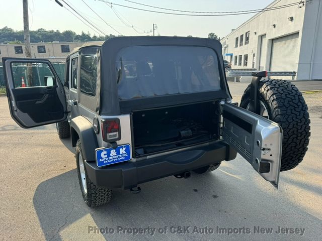 2013 Jeep Wrangler Unlimited 4WD 4dr Freedom Edition - 23065983 - 27