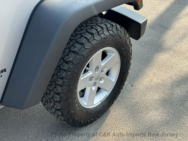 2013 Jeep Wrangler Unlimited 4WD 4dr Freedom Edition - 23065983 - 35
