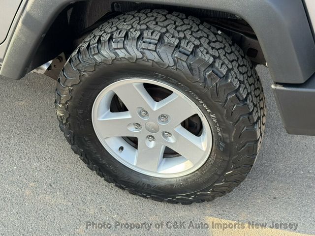 2013 Jeep Wrangler Unlimited 4WD 4dr Freedom Edition - 23065983 - 37