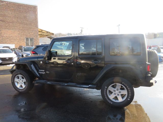 2013 Jeep Wrangler Unlimited 4WD 4dr Freedom Edition(clear title) - 22961366 - 7