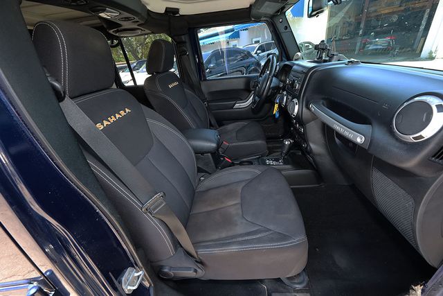2013 JEEP Wrangler Unlimited 4WD 4dr Sahara - 23027832 - 11