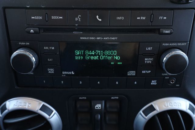 2013 JEEP Wrangler Unlimited 4WD 4dr Sahara - 23027832 - 21