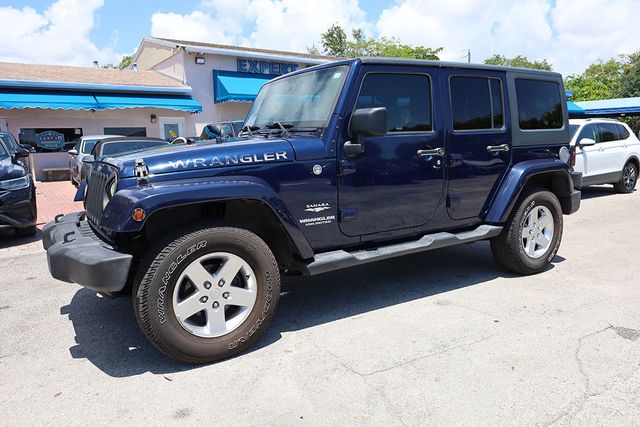2013 JEEP Wrangler Unlimited 4WD 4dr Sahara - 23027832 - 3
