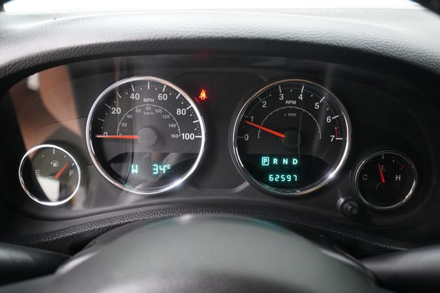 2013 Jeep Wrangler Unlimited 4WD 4dr Sahara - 23017142 - 19