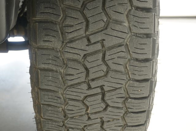 2013 Jeep Wrangler Unlimited 4WD 4dr Sahara - 23017142 - 26
