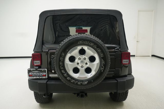 2013 Jeep Wrangler Unlimited 4WD 4dr Sahara - 23017142 - 4
