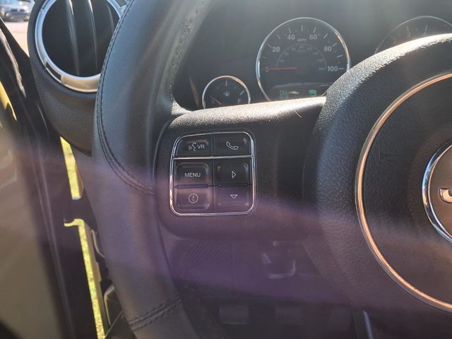 2013 Jeep Wrangler Unlimited 4WD 4dr Sahara - 23078278 - 6