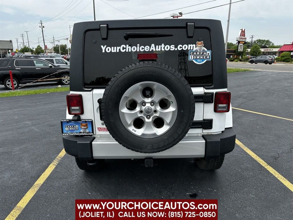 2013 Jeep Wrangler Unlimited 4WD 4dr Sahara - 22442281 - 3