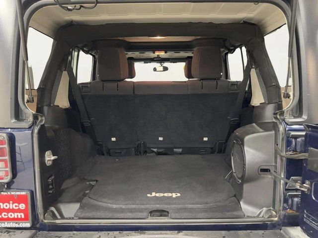 2013 Jeep Wrangler Unlimited 4WD 4dr Sahara - 22951790 - 19