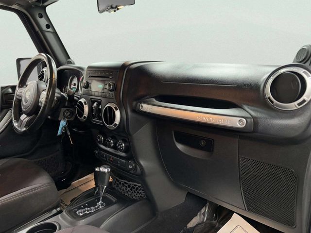 2013 Jeep Wrangler Unlimited 4WD 4dr Sahara - 22951790 - 23