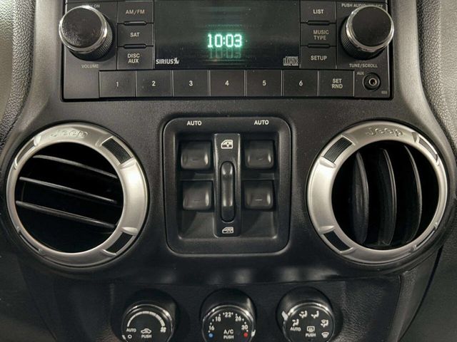2013 Jeep Wrangler Unlimited 4WD 4dr Sahara - 22951790 - 27