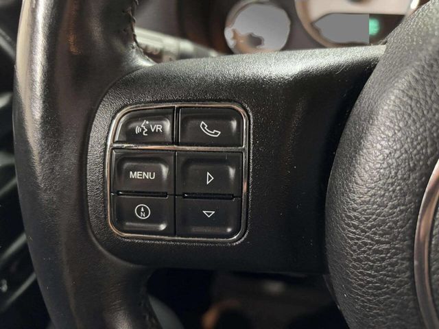 2013 Jeep Wrangler Unlimited 4WD 4dr Sahara - 22951790 - 33