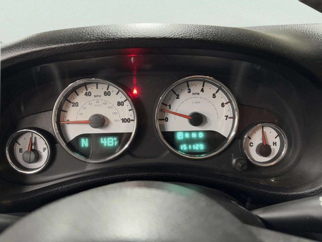 2013 Jeep Wrangler Unlimited 4WD 4dr Sahara - 22951790 - 37