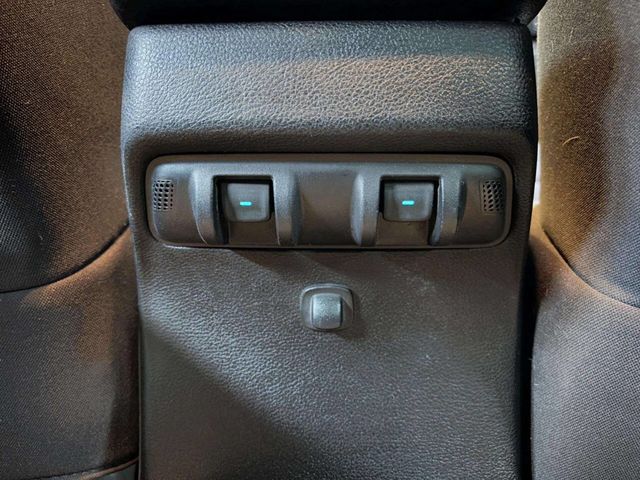 2013 Jeep Wrangler Unlimited 4WD 4dr Sahara - 22951790 - 39