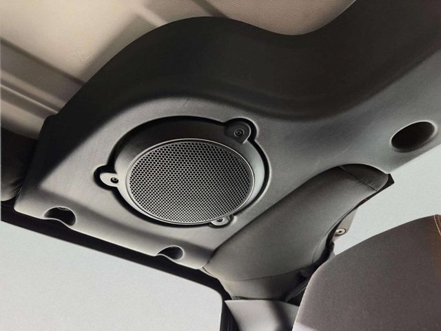 2013 Jeep Wrangler Unlimited 4WD 4dr Sahara - 22951790 - 41