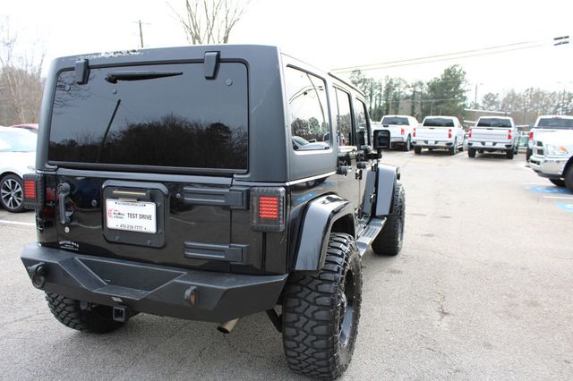 2013 Jeep Wrangler Unlimited 4WD 4dr Sahara - 22978320 - 9