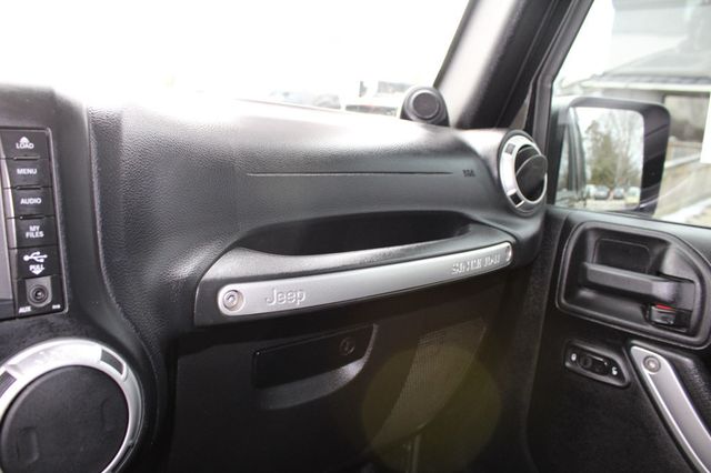 2013 Jeep Wrangler Unlimited 4WD 4dr Sahara - 22978320 - 15