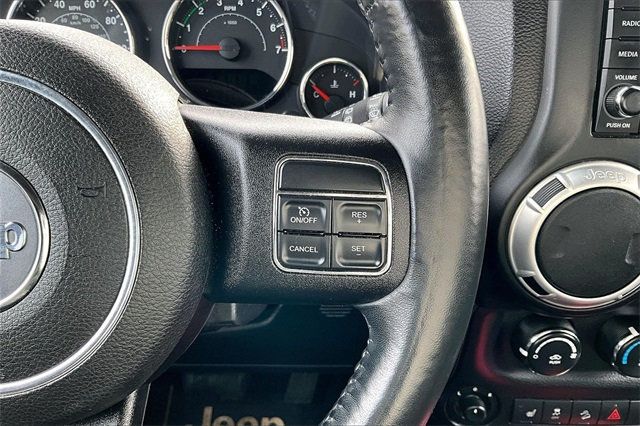 2013 Jeep Wrangler Unlimited 4WD 4dr Sahara - 22966979 - 22