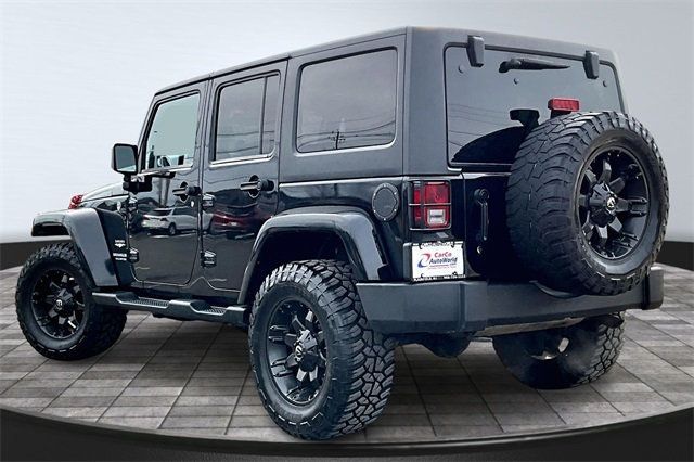 2013 Jeep Wrangler Unlimited 4WD 4dr Sahara - 22966979 - 6