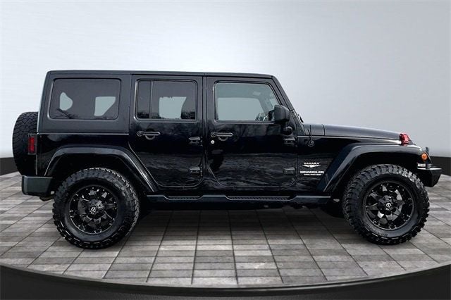 2013 Jeep Wrangler Unlimited 4WD 4dr Sahara - 22966979 - 7