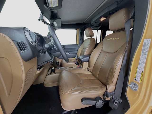 2013 Jeep Wrangler Unlimited 4WD 4dr Sahara - 22987098 - 19