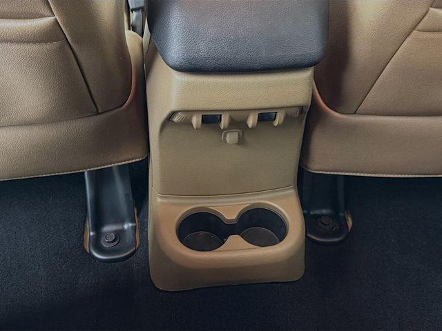 2013 Jeep Wrangler Unlimited 4WD 4dr Sahara - 22987098 - 23