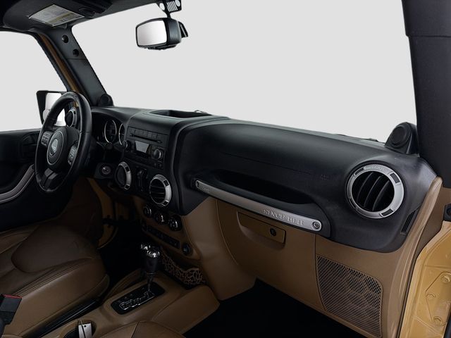 2013 Jeep Wrangler Unlimited 4WD 4dr Sahara - 22987098 - 27