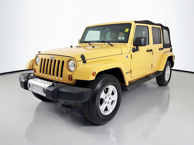 2013 Jeep Wrangler Unlimited 4WD 4dr Sahara - 22987098 - 2