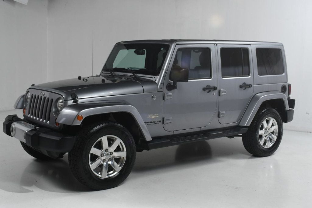 2013 Jeep Wrangler Unlimited 4WD 4dr Sahara - 22548506 - 1