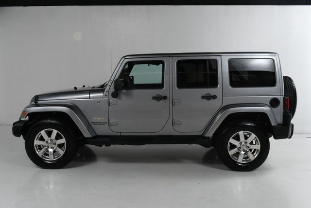 2013 Jeep Wrangler Unlimited 4WD 4dr Sahara - 22548506 - 3