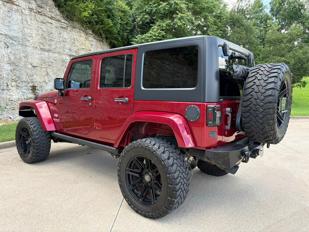 2013 Jeep Wrangler Unlimited 4WD 4dr Sahara - 23047036 - 12