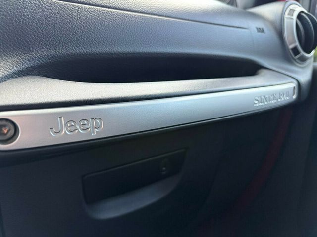 2013 Jeep Wrangler Unlimited 4WD 4dr Sahara - 23047036 - 15
