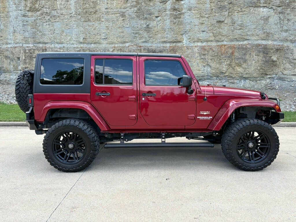 2013 Jeep Wrangler Unlimited 4WD 4dr Sahara - 23047036 - 1