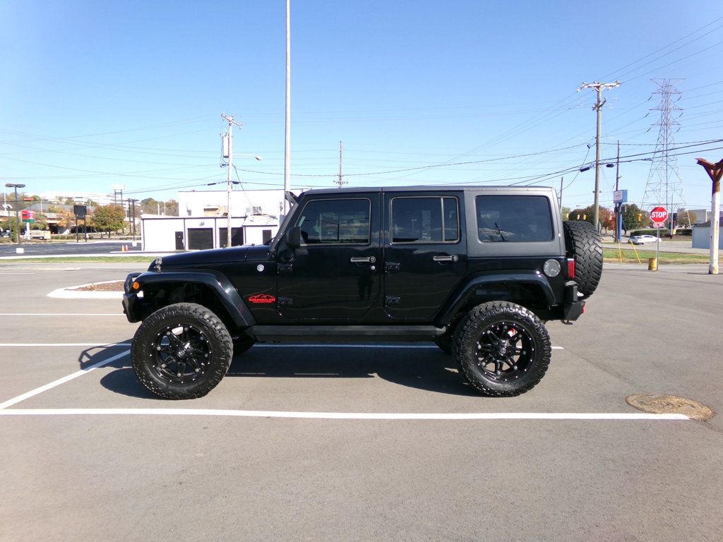 2013 Jeep Wrangler Unlimited 4WD 4dr Sahara - 22942033 - 0