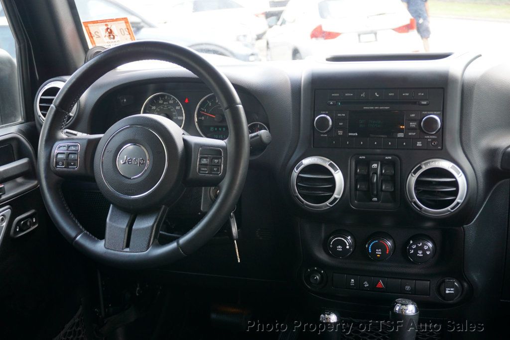 2013 Jeep Wrangler Unlimited 4WD 4dr Sahara - 22539211 - 13