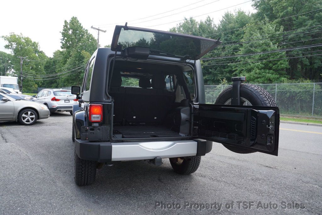 2013 Jeep Wrangler Unlimited 4WD 4dr Sahara - 22539211 - 23