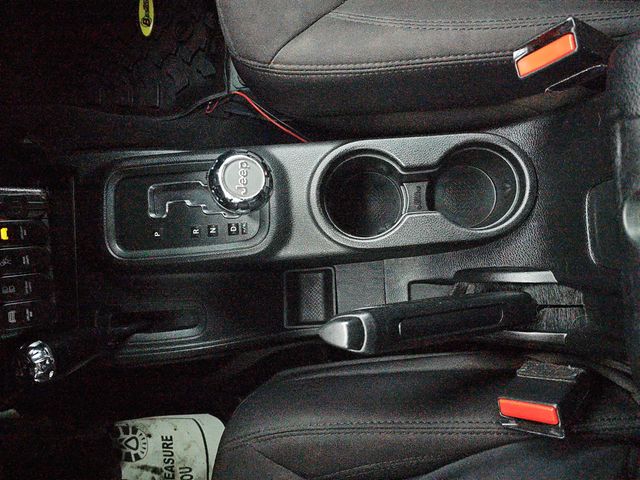 2013 Jeep Wrangler Unlimited 4WD 4dr Sport - 22986446 - 13