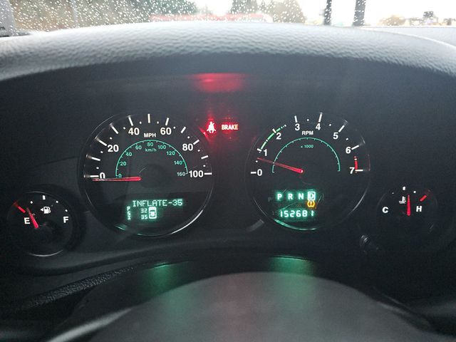 2013 Jeep Wrangler Unlimited 4WD 4dr Sport - 22986446 - 14