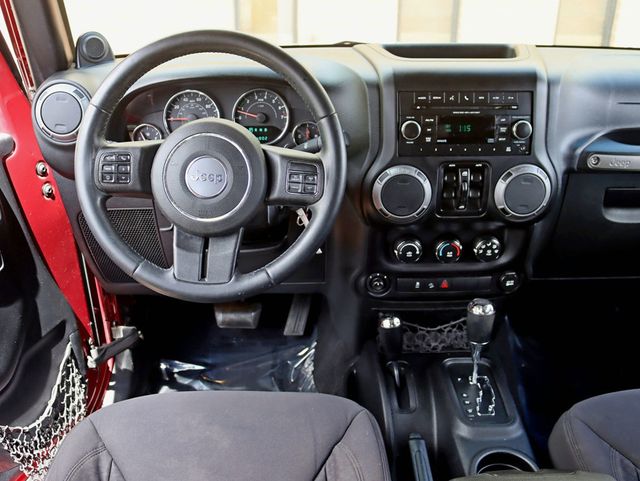 2013 Jeep Wrangler Unlimited 4WD 4dr Sport - 23019607 - 10
