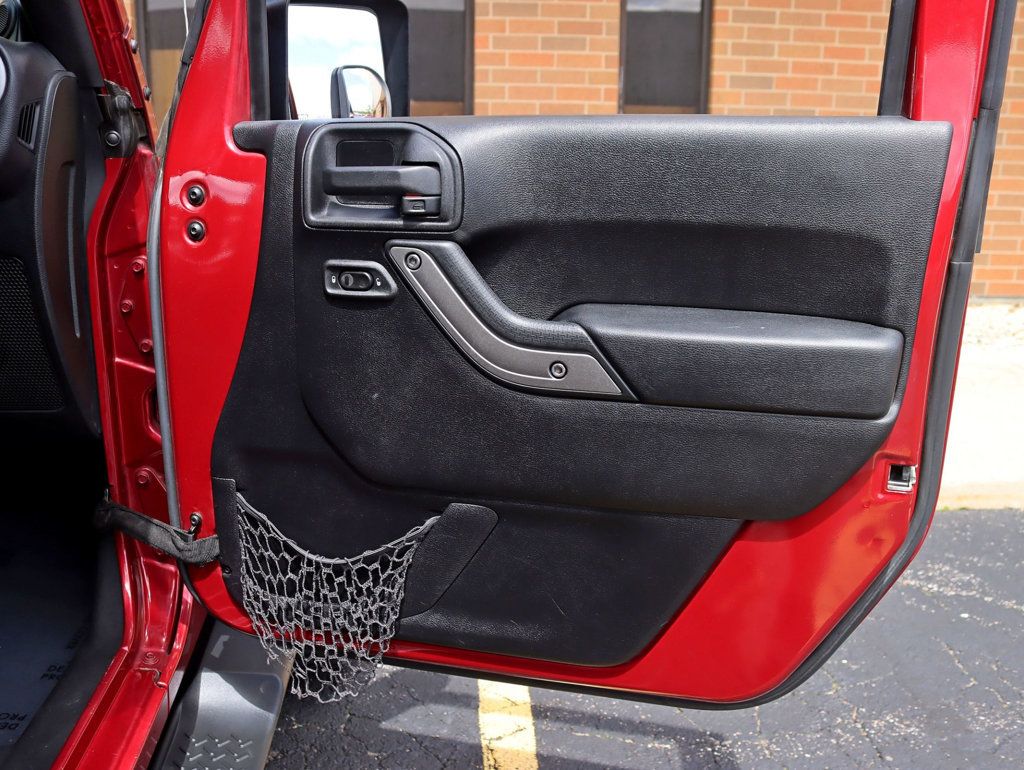 2013 Jeep Wrangler Unlimited 4WD 4dr Sport - 23019607 - 20
