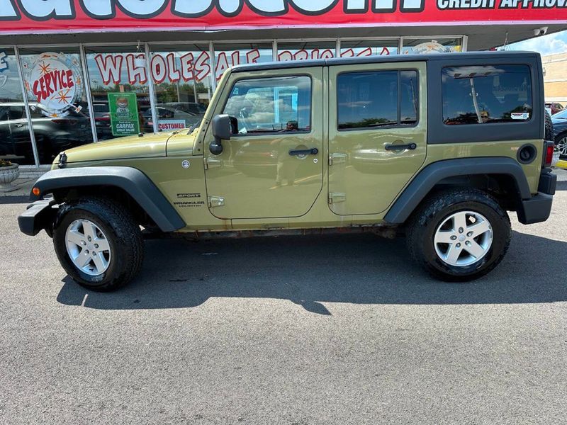 2013 Jeep Wrangler Unlimited 4WD 4dr Sport - 22875041 - 1