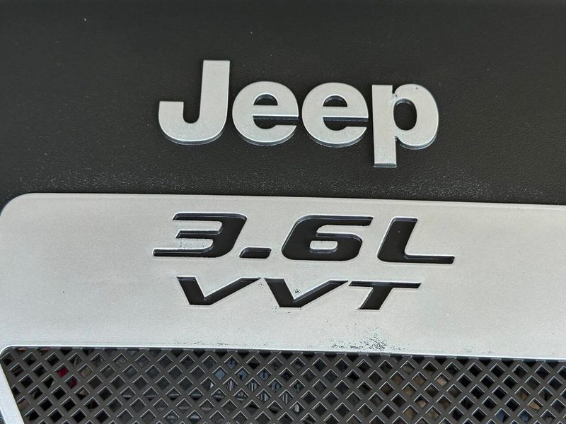 2013 Jeep Wrangler Unlimited 4WD 4dr Sport - 22875041 - 25